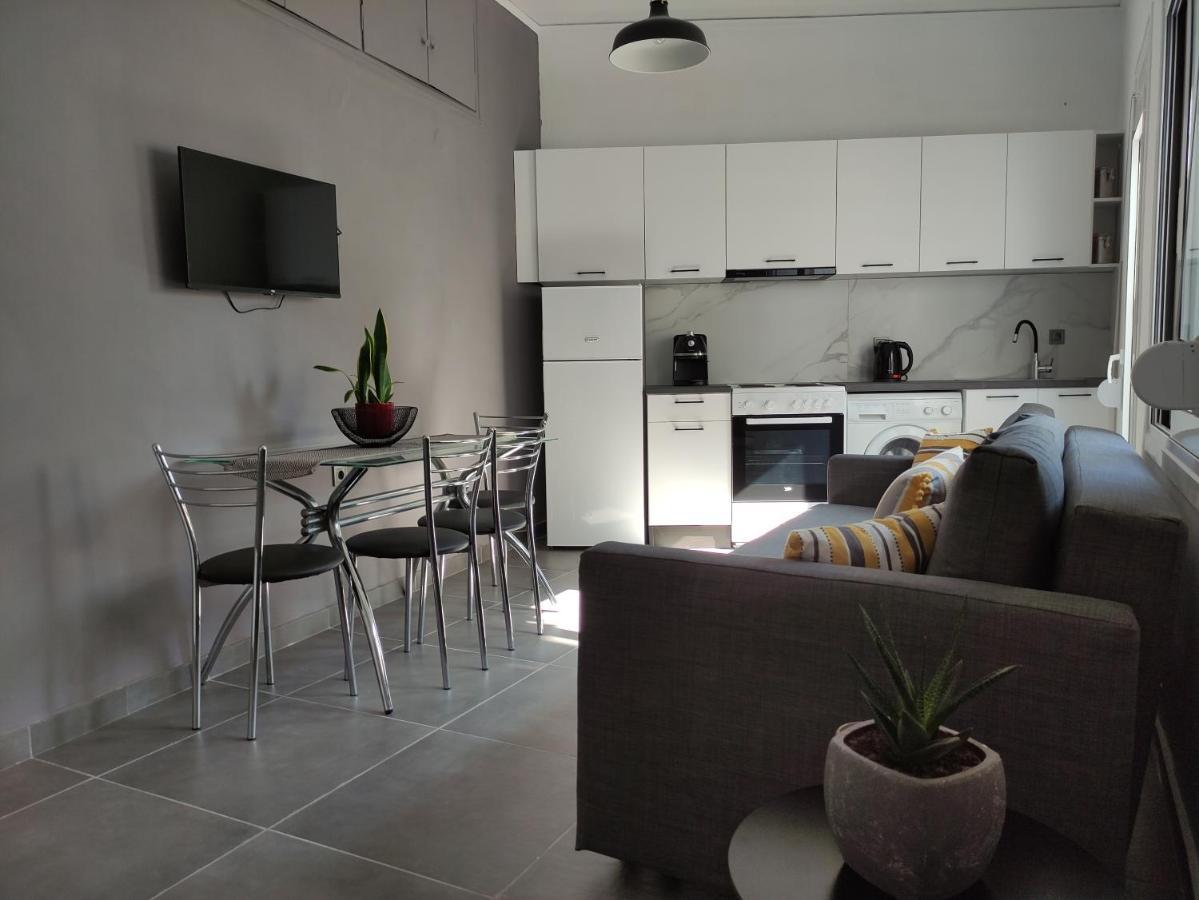 Karavela Street Apartment Preveza Exterior photo